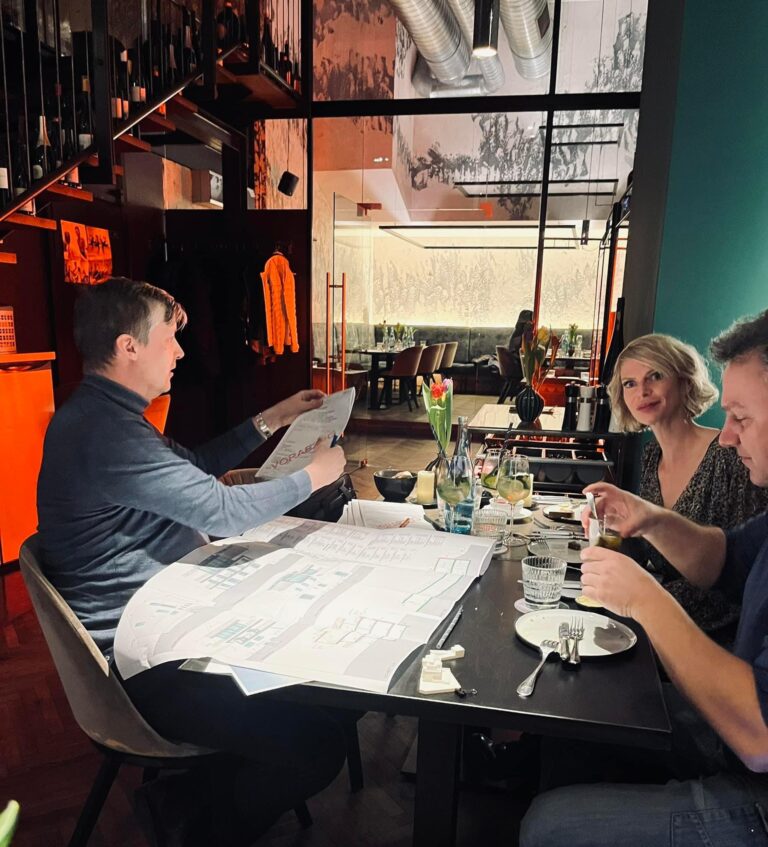 3D8FB371 5A25 4BDF A575 C75B25F609FB 768x847