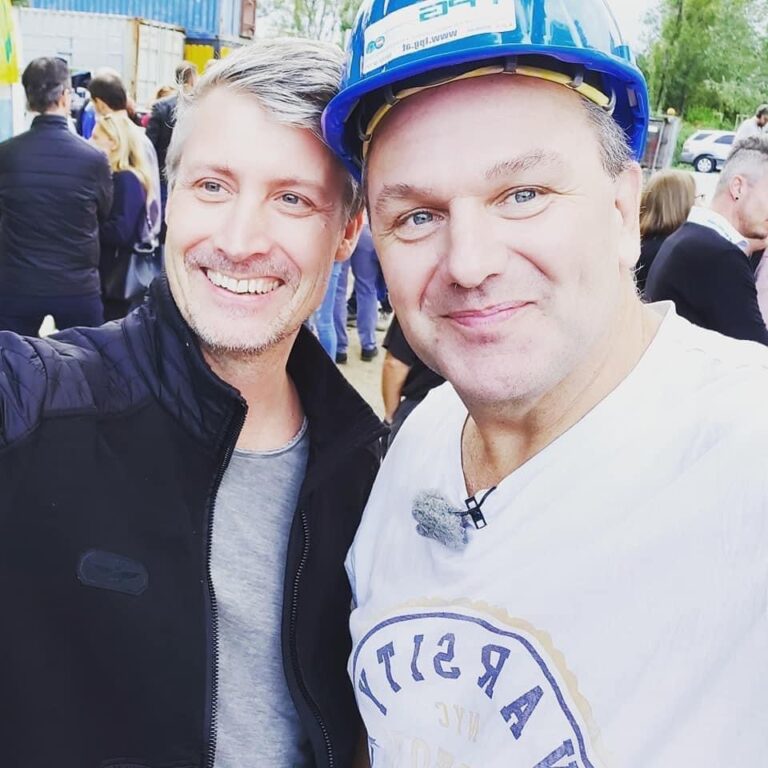 42EF45DA A894 4754 8524 CD20550D3C97 768x768