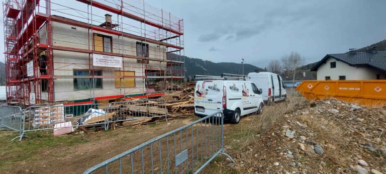 Firma PKM klein2 768x346