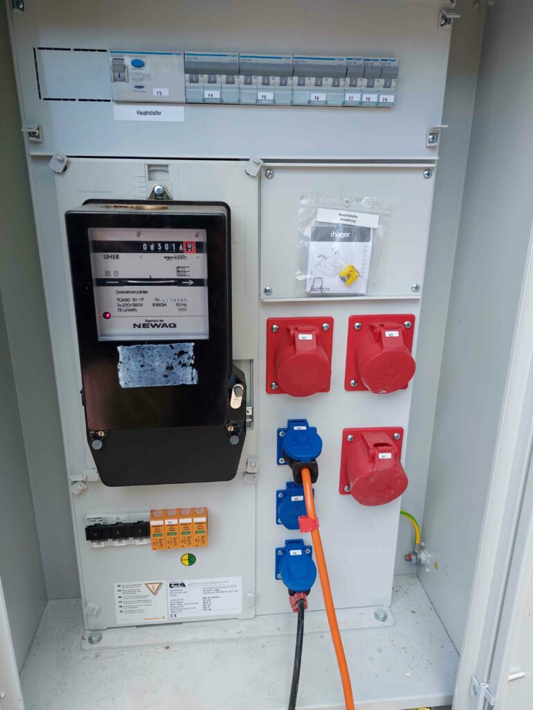 Produkt Baustromprovisorium Firma Cserno 768x1024