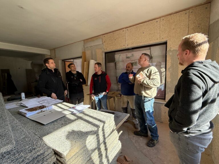 WhatsApp Image 2025 04 27 at 21.00.24 2 768x576