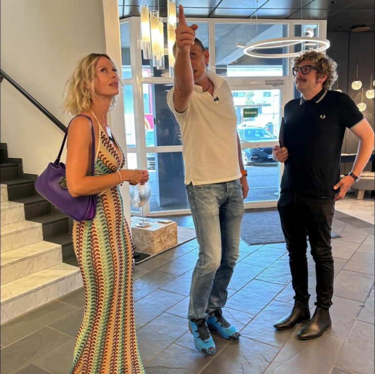 WhatsApp Image 2025 08 12 at 19.45.32 7 768x766