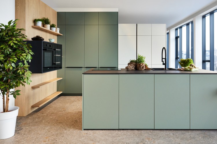 Andros DAN 2 stills©HIMMELBAUER 002klein